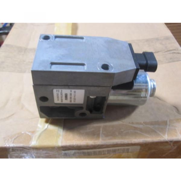 NEW Australia France DETROIT DIESEL SOLENOID VALVE # 23526316 REXROTH # 561 014 372 0 #1 image