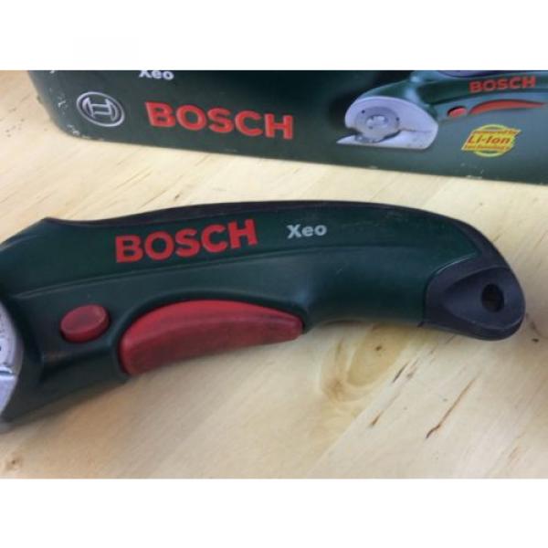 Bosch Xeo Cordless Universal Cutter, recharegable Li-Ion - Ship Worldwide #4 image