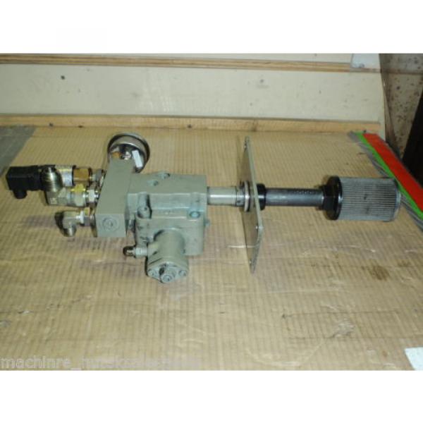 NACHI UNI PUMP,UVN-1A-1A4-15-4-Q18-606-3A, VTC-160A  UVN1A1A4154Q186063A #1 image